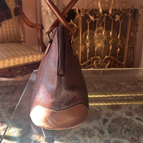 Etro Elegant Brown Leather Handbag - Picture 3 of 16